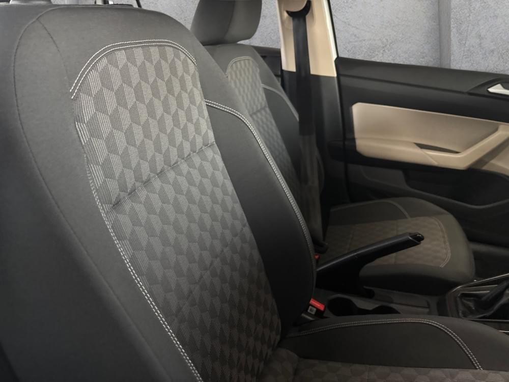 Volkswagen Polo Sedan 1.6 Base