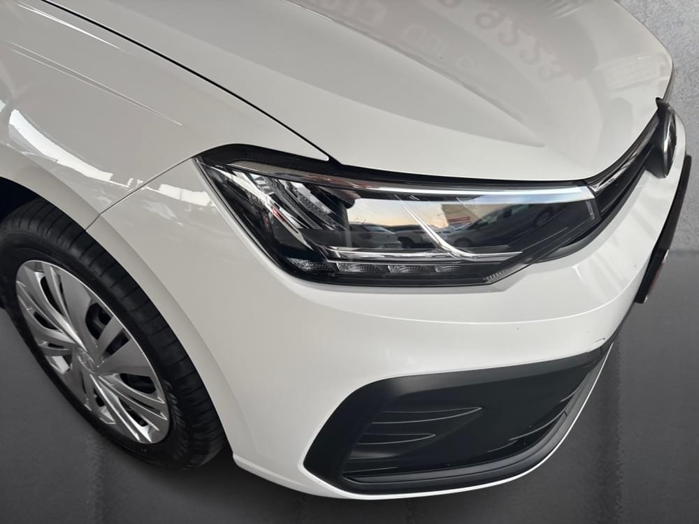 Volkswagen Polo Sedan 1.6 Base