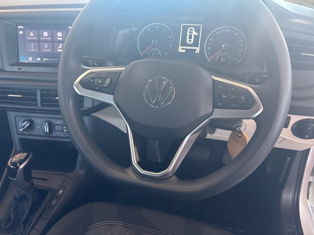 Volkswagen Polo Sedan 1.6 Tiptronic