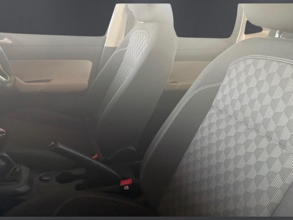 Volkswagen Polo Sedan 1.6 Base