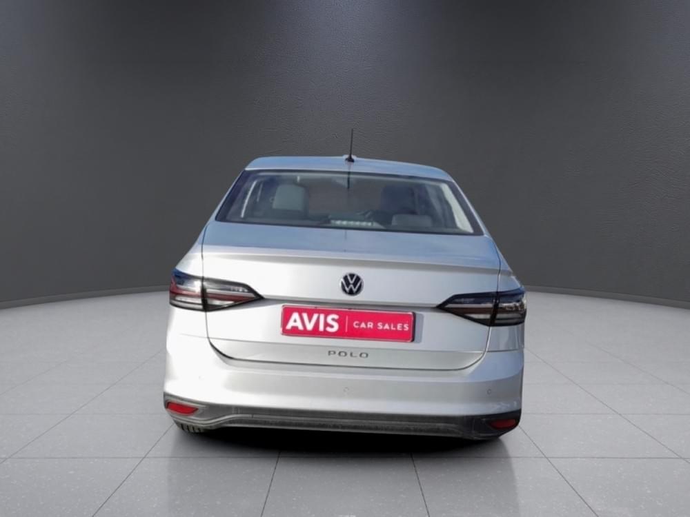 Volkswagen Polo Sedan 1.6 Base