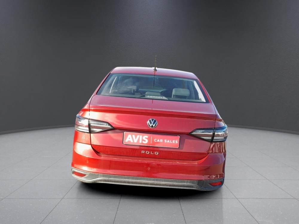 Volkswagen Polo Sedan 1.6 Base