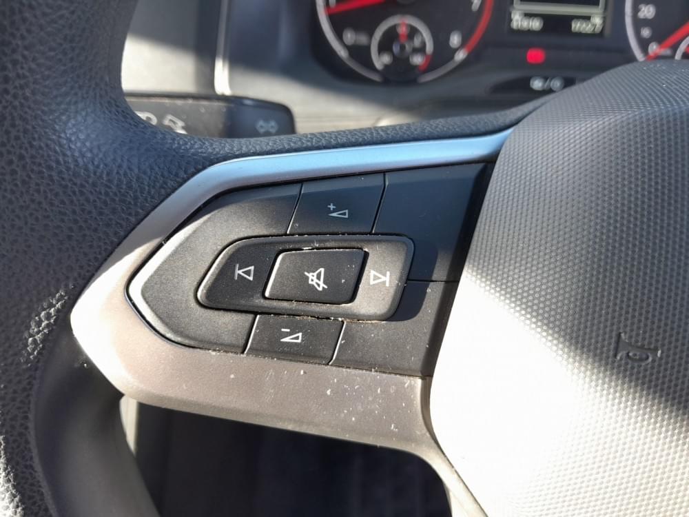 Volkswagen Polo Sedan 1.6 Base