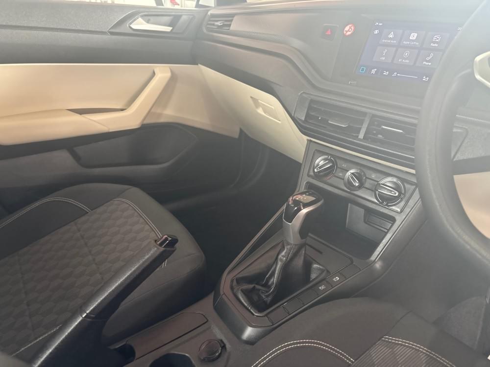 Volkswagen Polo Sedan 1.6 Tiptronic