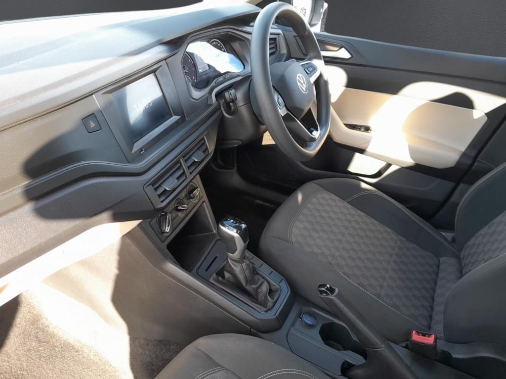 Volkswagen Polo Sedan 1.6 Tiptronic