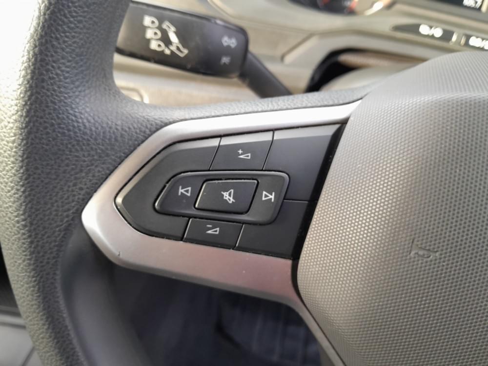 Volkswagen Polo Sedan 1.6 Tiptronic
