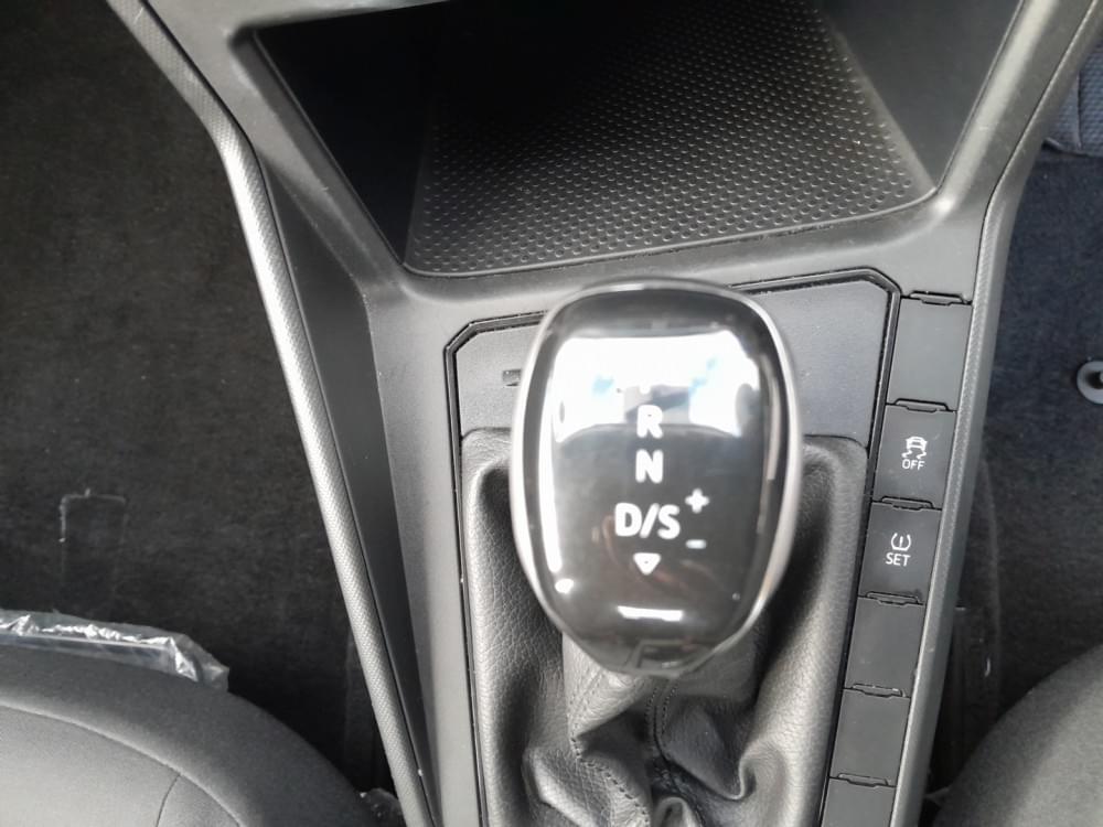 Volkswagen Polo Sedan 1.6 Tiptronic