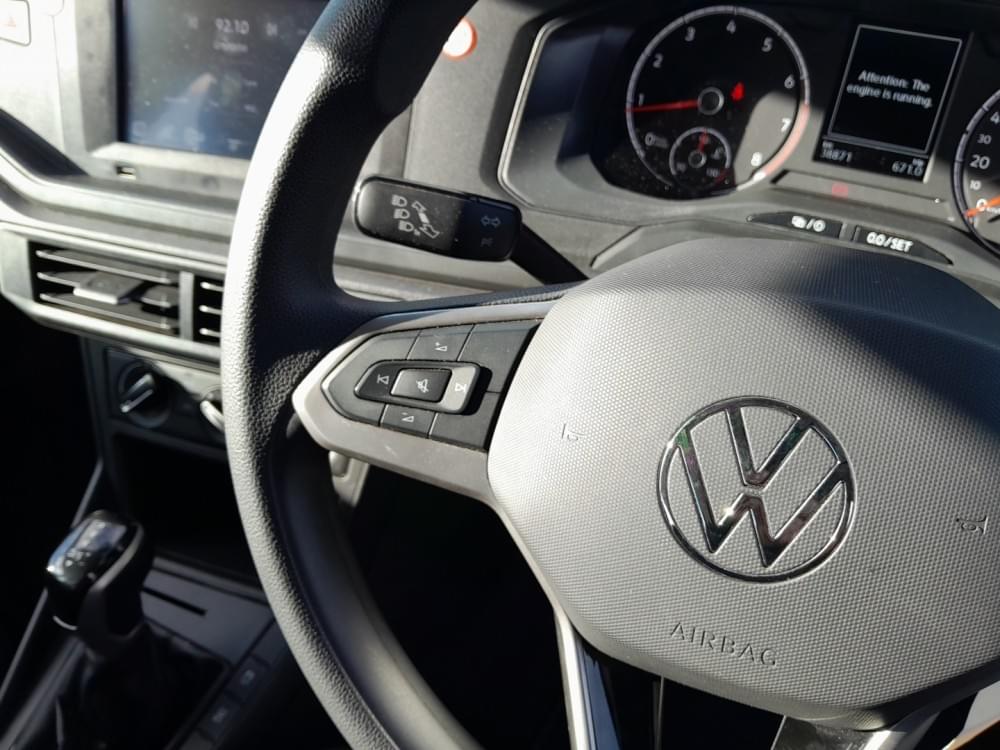 Volkswagen Polo Sedan 1.6 Tiptronic