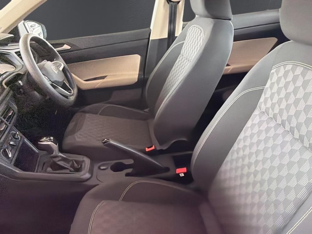 Volkswagen Polo Sedan 1.6 Tiptronic