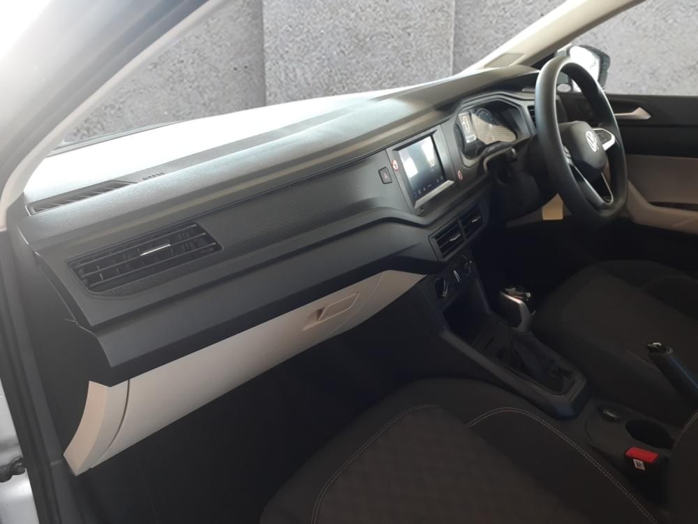 Volkswagen Polo Sedan 1.6 Tiptronic