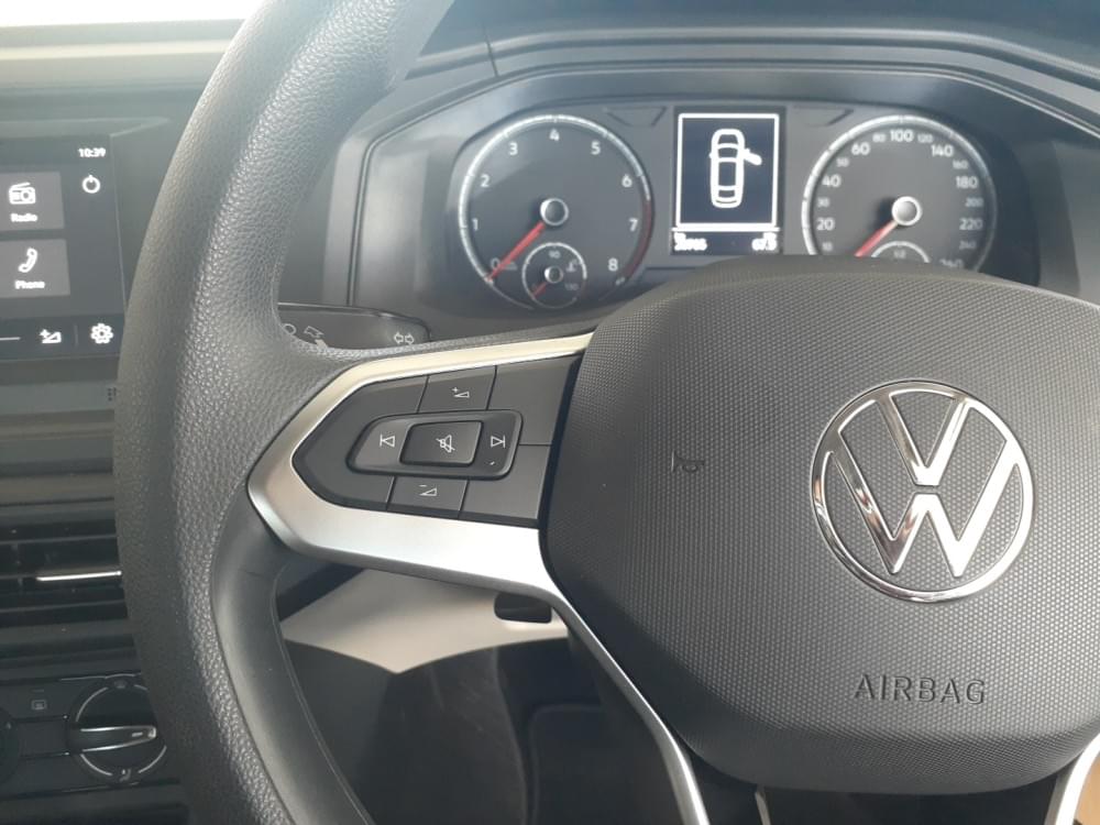 Volkswagen Polo Sedan 1.6 Tiptronic