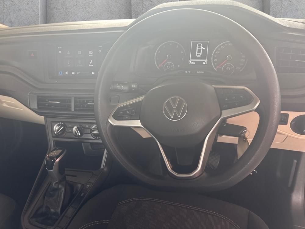 Volkswagen Polo Sedan 1.6 Tiptronic