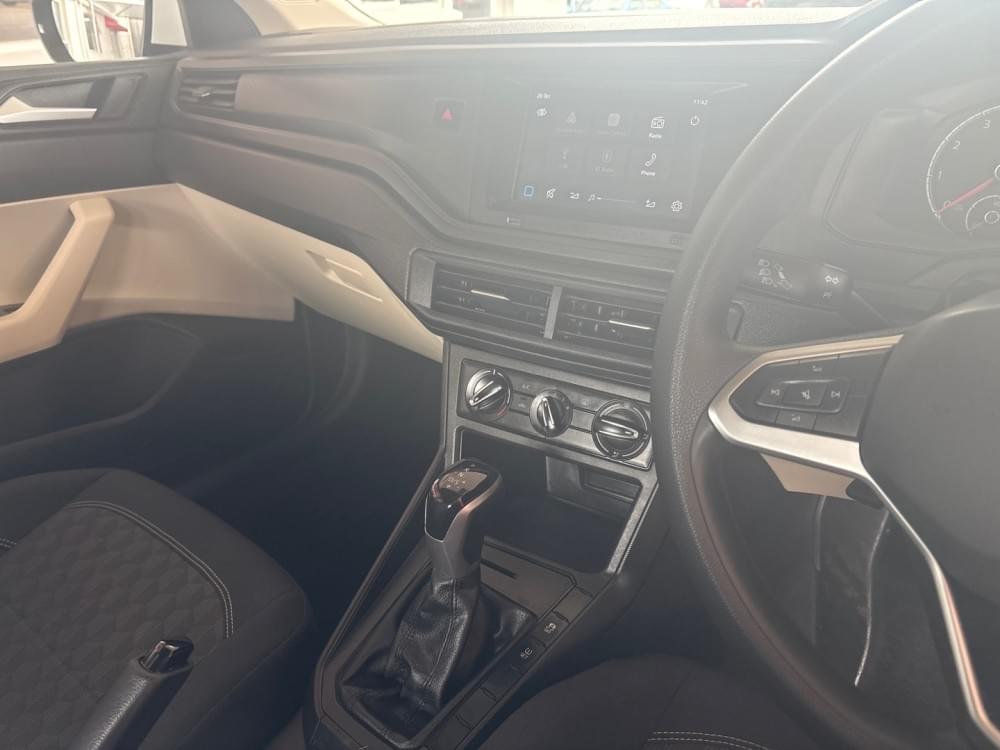 Volkswagen Polo Sedan 1.6 Tiptronic