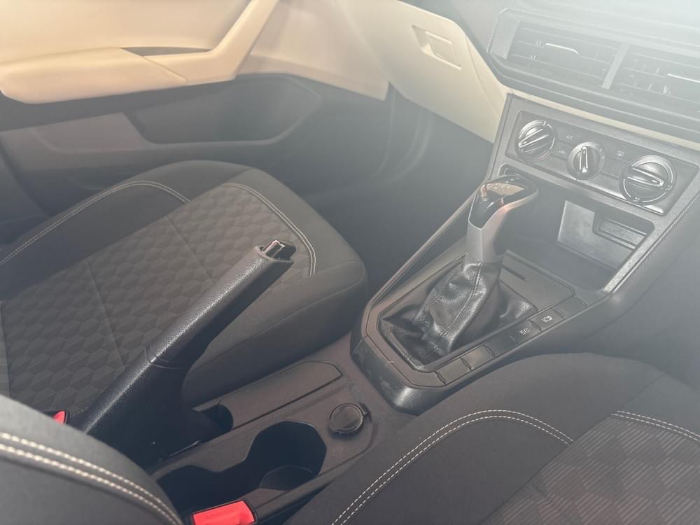 Volkswagen Polo Sedan 1.6 Tiptronic