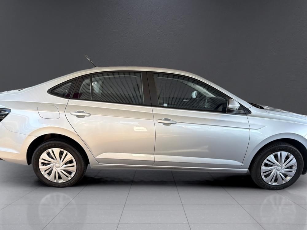 Volkswagen Polo Sedan 1.6 Base