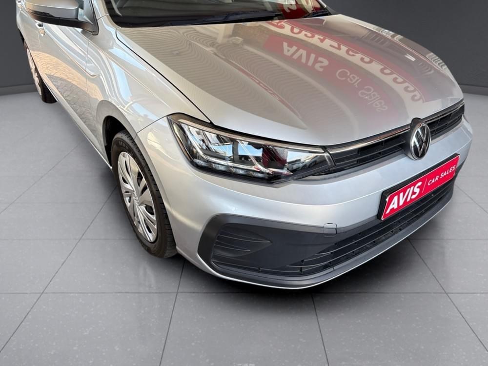 Volkswagen Polo Sedan 1.6 Base
