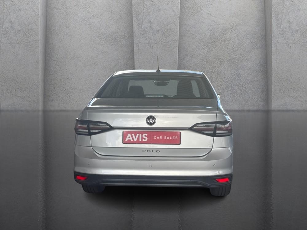 Volkswagen Polo Sedan 1.6 Base