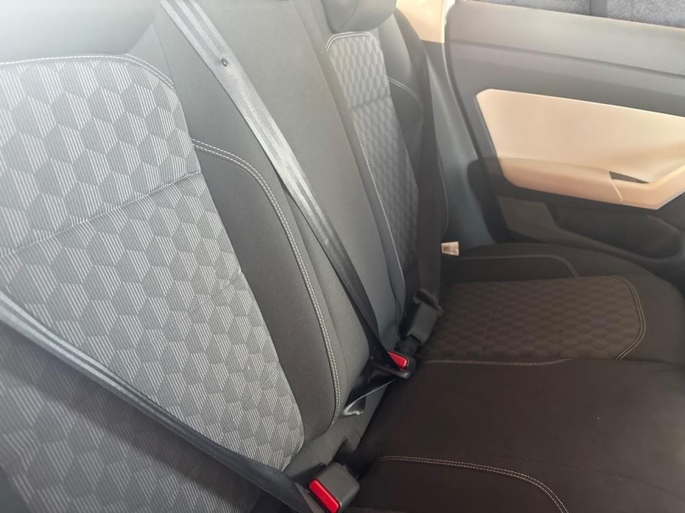 Volkswagen Polo Sedan 1.6 Base