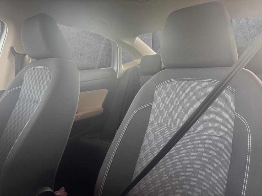 Volkswagen Polo Sedan 1.6 Base