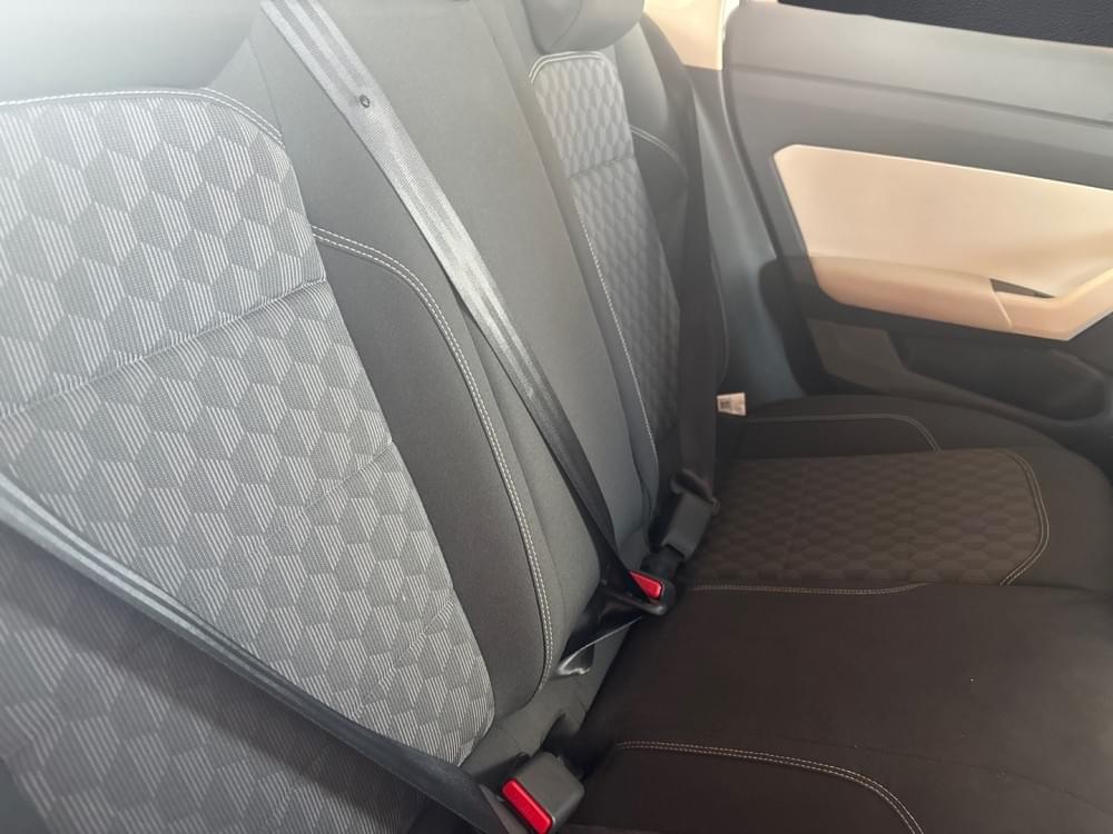 Volkswagen Polo Sedan 1.6 Base