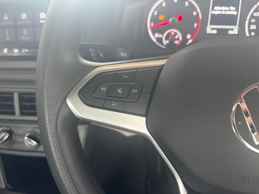 Volkswagen Polo Sedan 1.6 Base