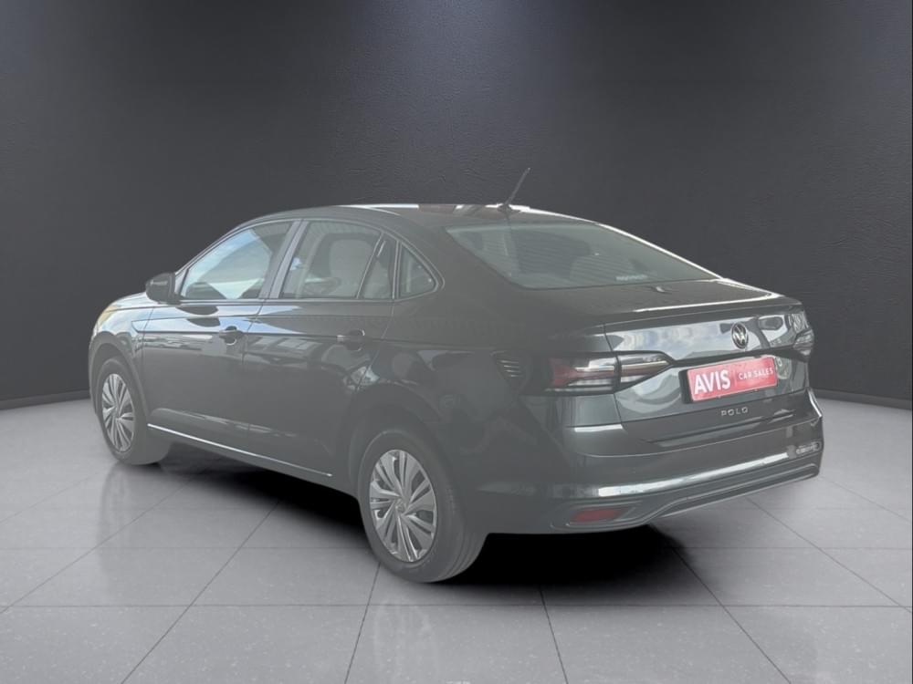 Volkswagen Polo Sedan 1.6 Base
