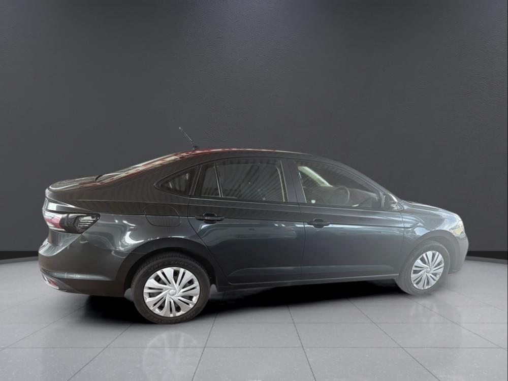 Volkswagen Polo Sedan 1.6 Base