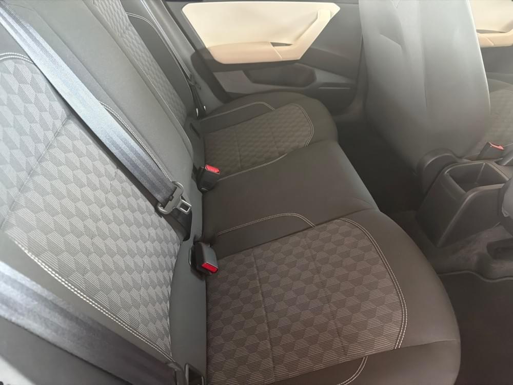 Volkswagen Polo Sedan 1.6 Base