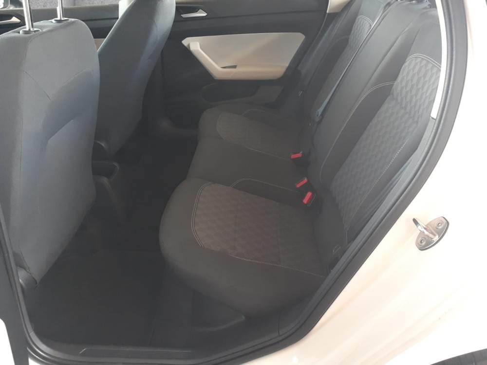 Volkswagen Polo Sedan 1.6 Base