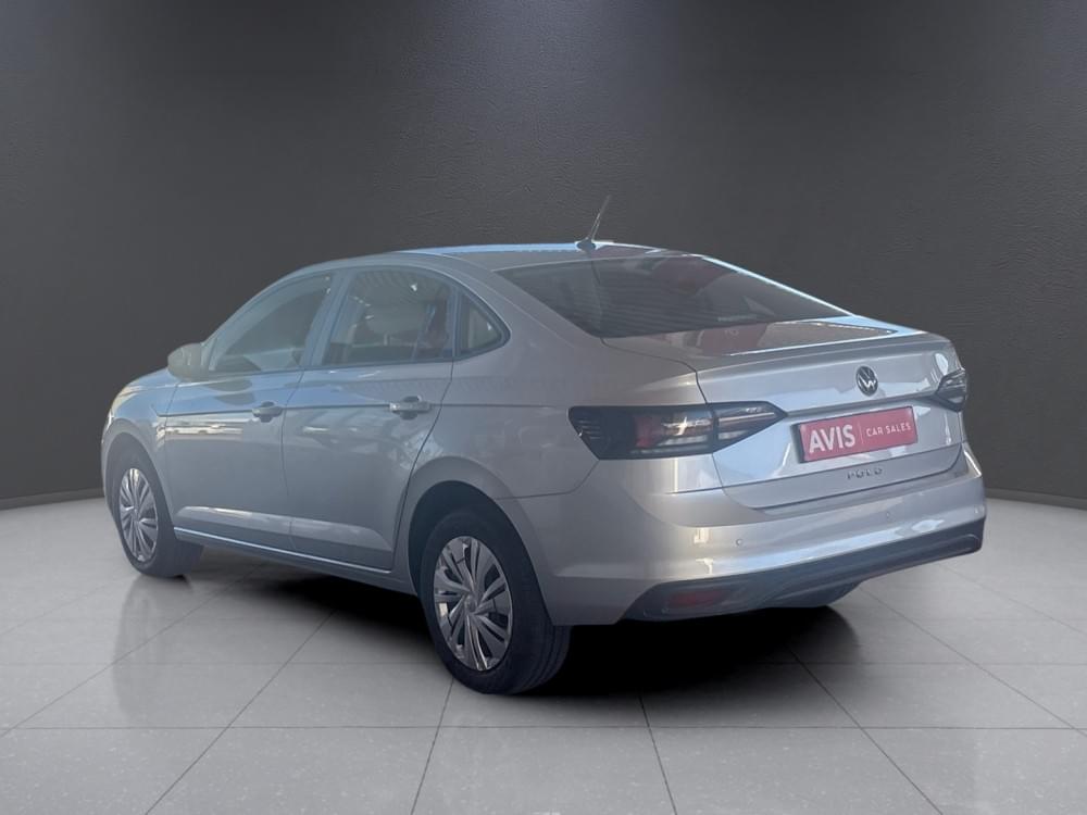 Volkswagen Polo Sedan 1.6 Base