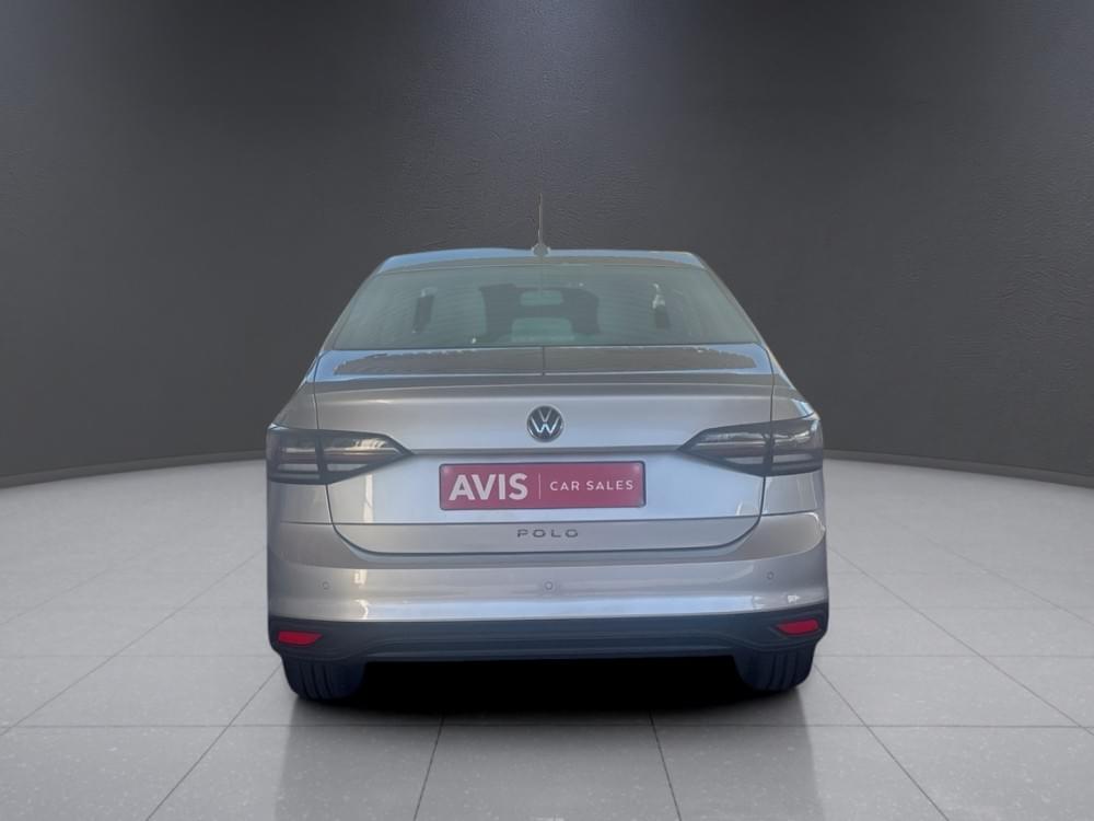 Volkswagen Polo Sedan 1.6 Base