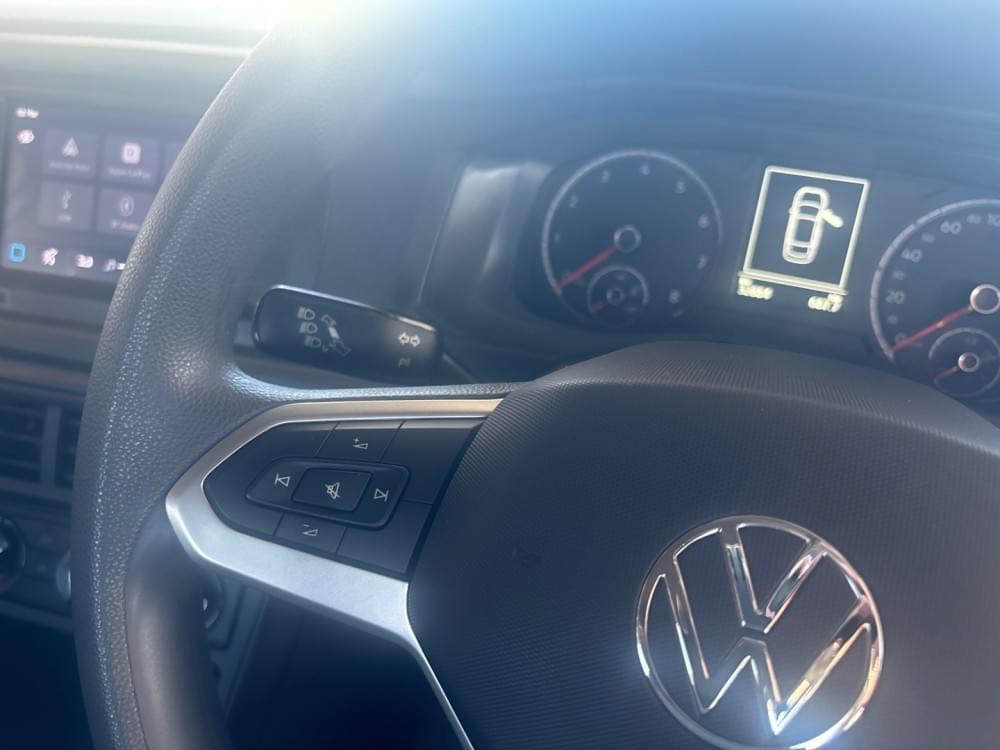 Volkswagen Polo Sedan 1.6 Base