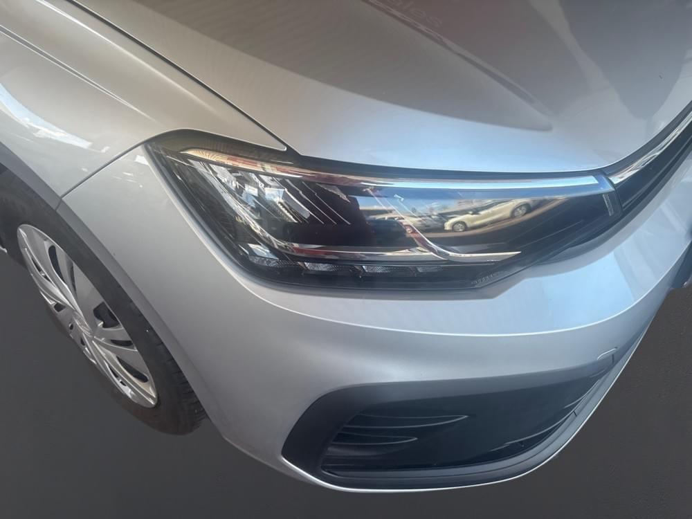 Volkswagen Polo Sedan 1.6 Base