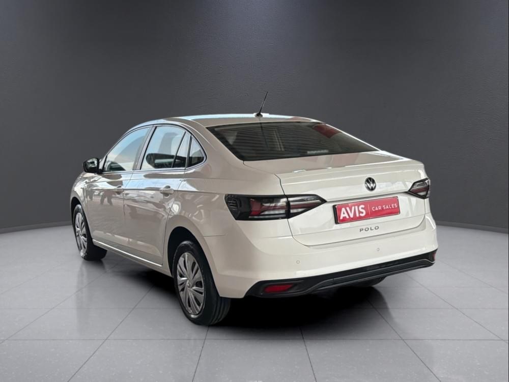 Volkswagen Polo Sedan 1.6 Base