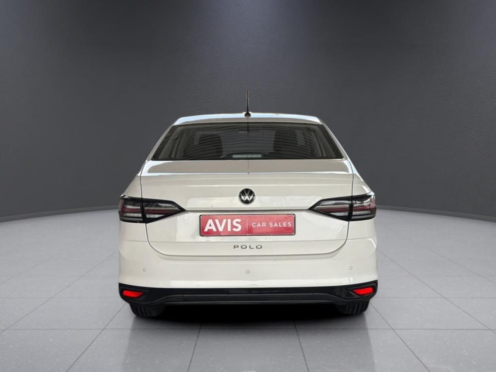 Volkswagen Polo Sedan 1.6 Base