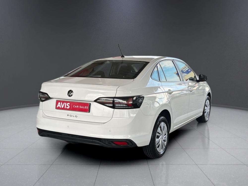 Volkswagen Polo Sedan 1.6 Base