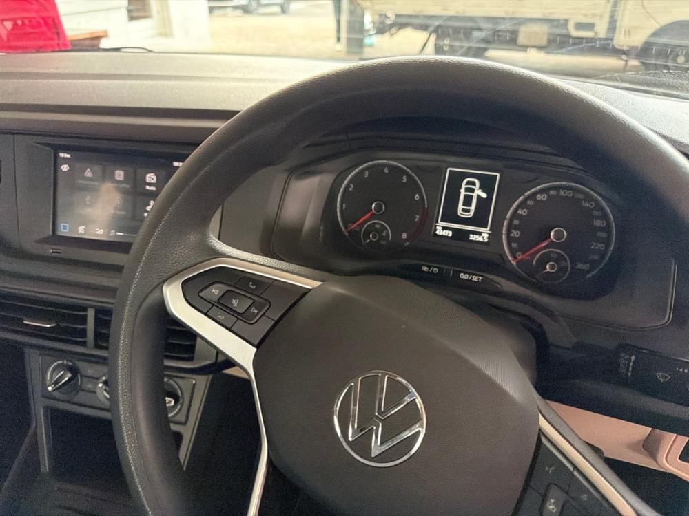 Volkswagen Polo Sedan 1.6 Base