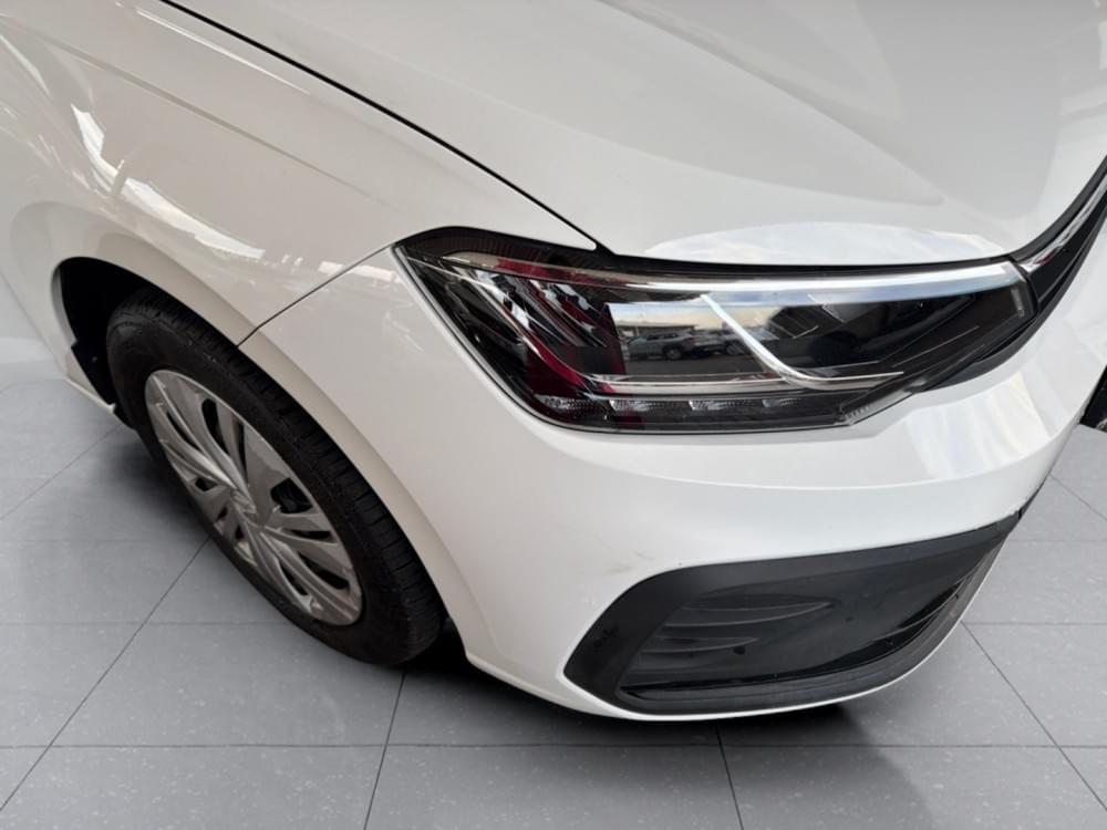 Volkswagen Polo Sedan 1.6 Base