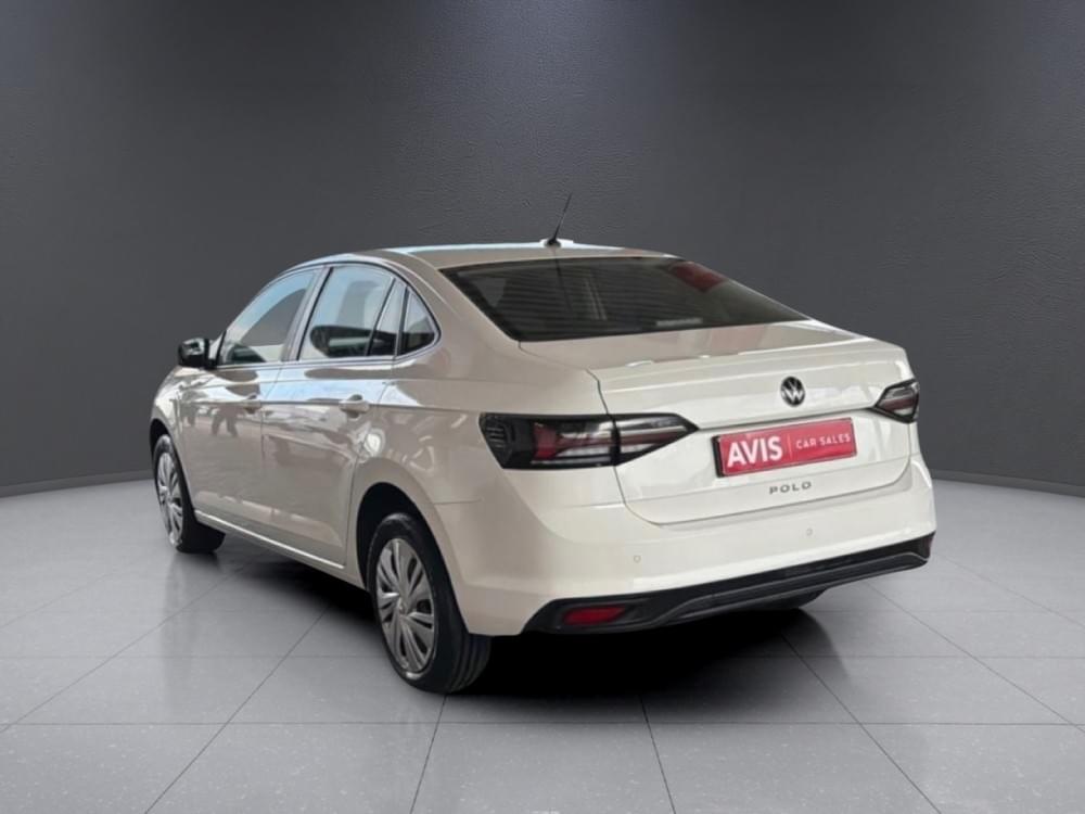 Volkswagen Polo Sedan 1.6 Base