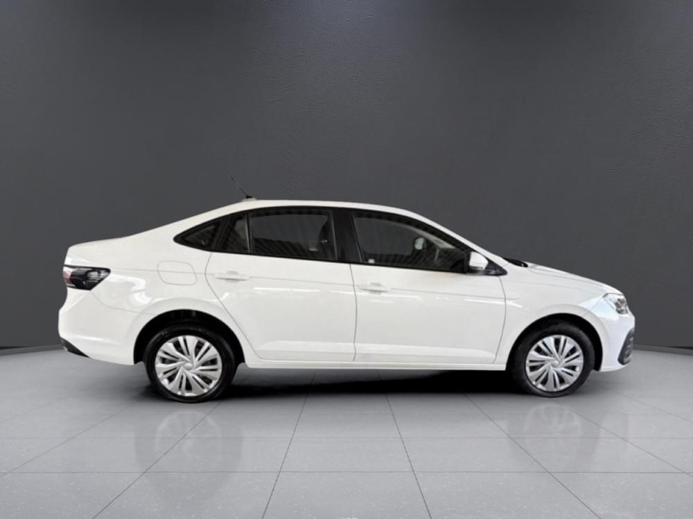 Volkswagen Polo Sedan 1.6 Base