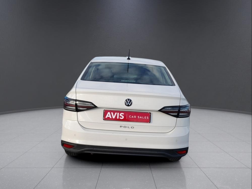 Volkswagen Polo Sedan 1.6 Base