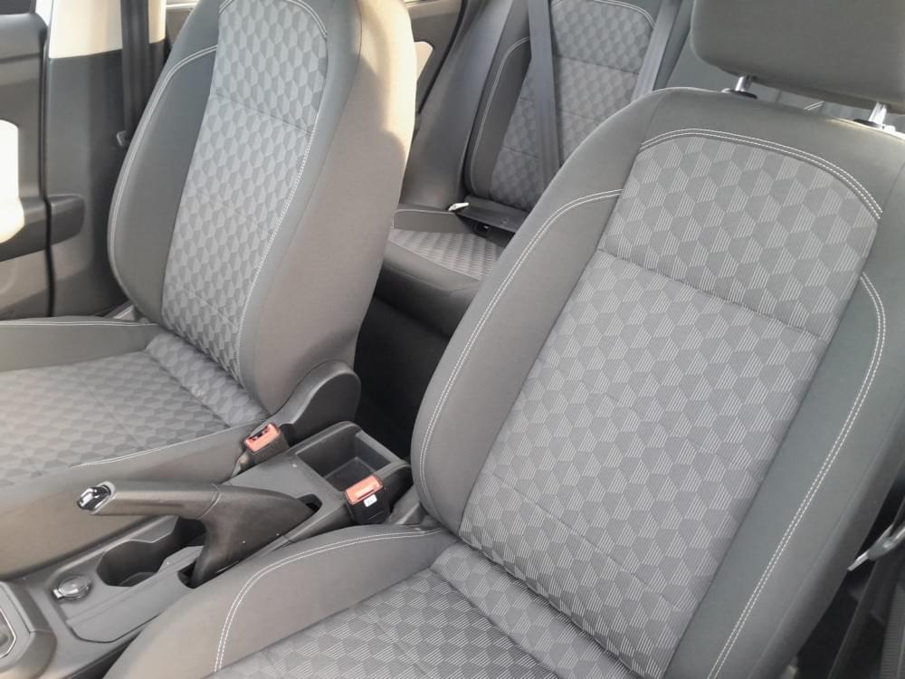 Volkswagen Polo Sedan 1.6 Base