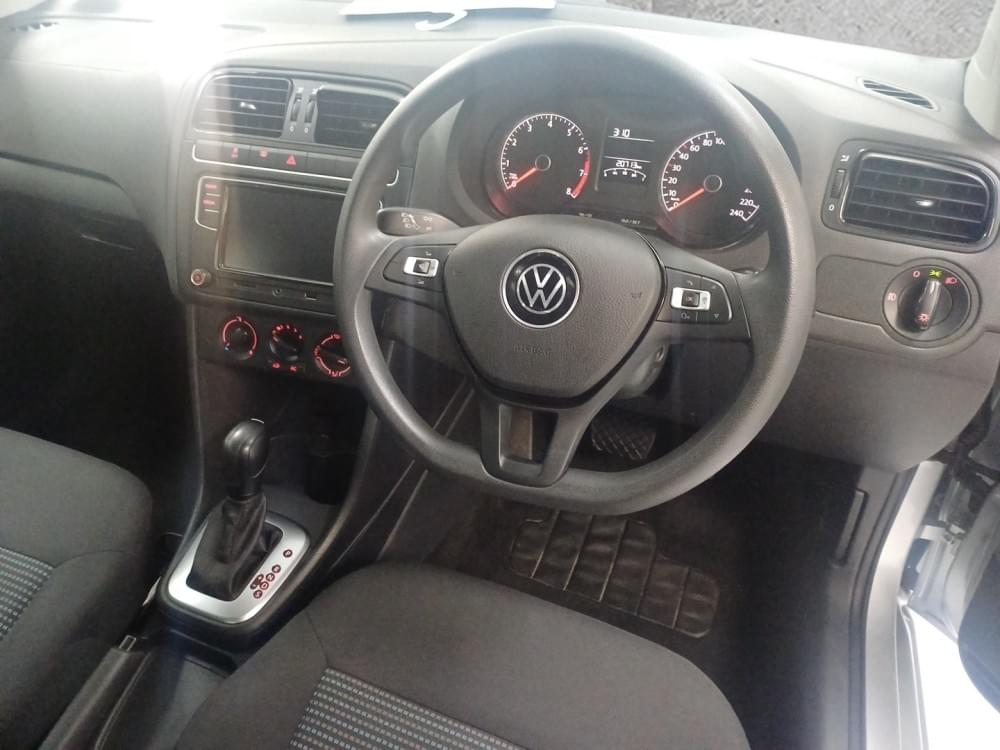 Volkswagen Polo Vivo Hatch 1.6 Comfortline Tiptronic