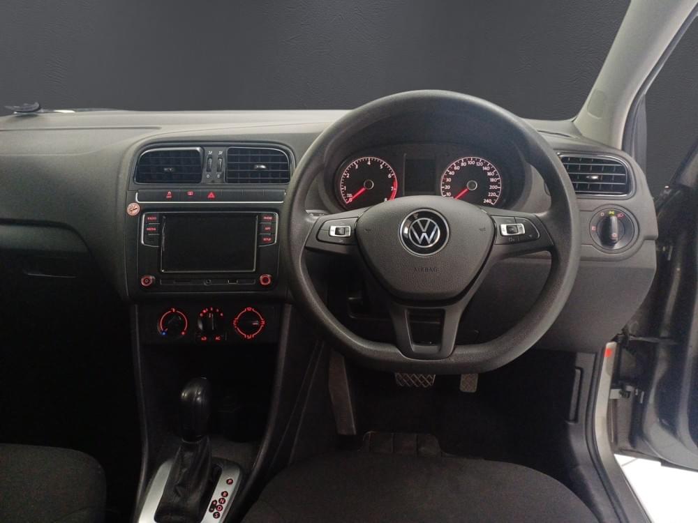 Volkswagen Polo Vivo Hatch 1.6 Comfortline Tiptronic