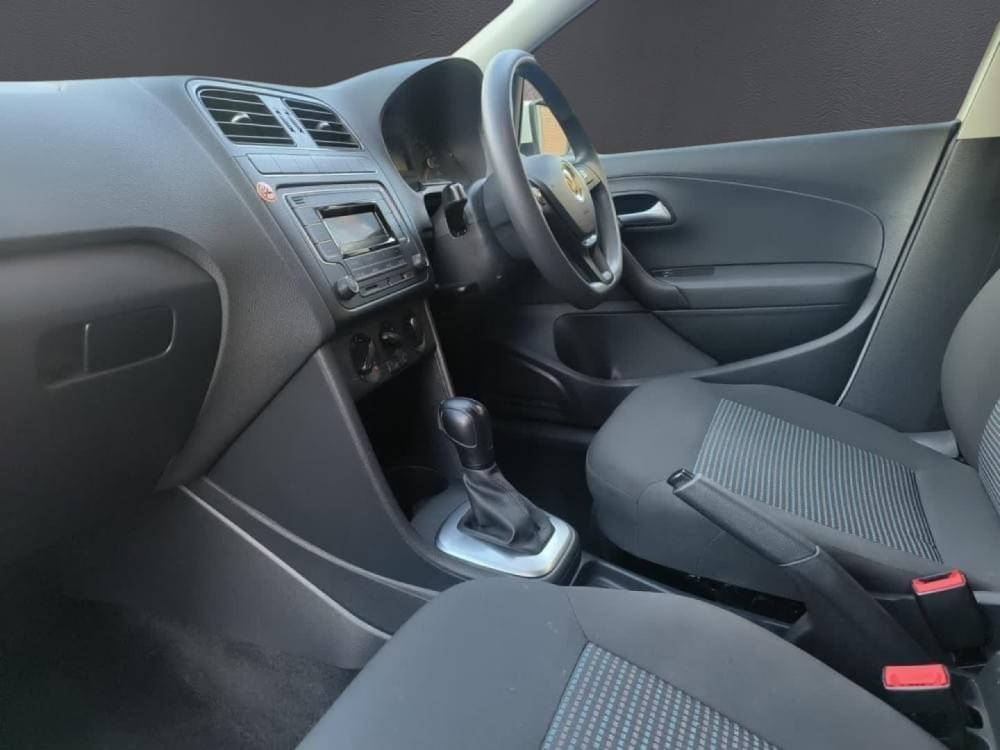 Volkswagen Polo Vivo Hatch 1.6 Comfortline Tiptronic