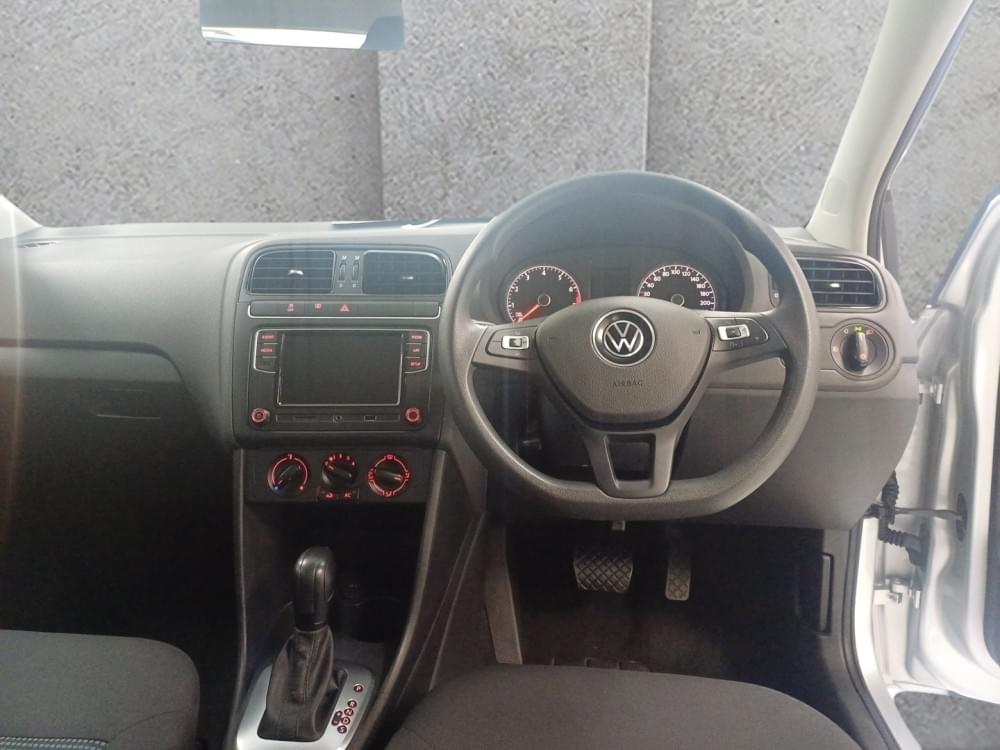 Volkswagen Polo Vivo Hatch 1.6 Comfortline Tiptronic