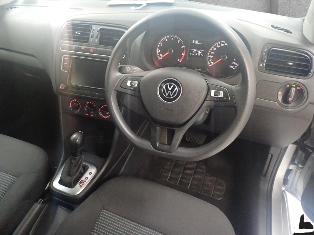 Volkswagen Polo Vivo Hatch 1.6 Comfortline Tiptronic