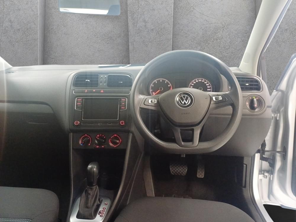 Volkswagen Polo Vivo Hatch 1.6 Comfortline Tiptronic