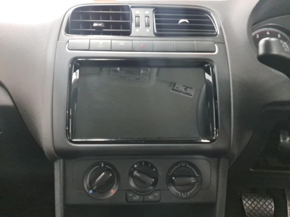 Volkswagen Polo Vivo Hatch 1.6 Life Tipt