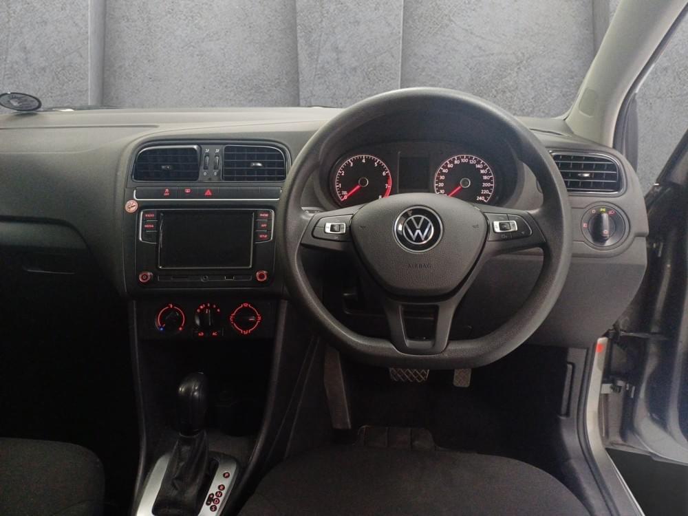 Volkswagen Polo Vivo Hatch 1.6 Comfortline Tiptronic